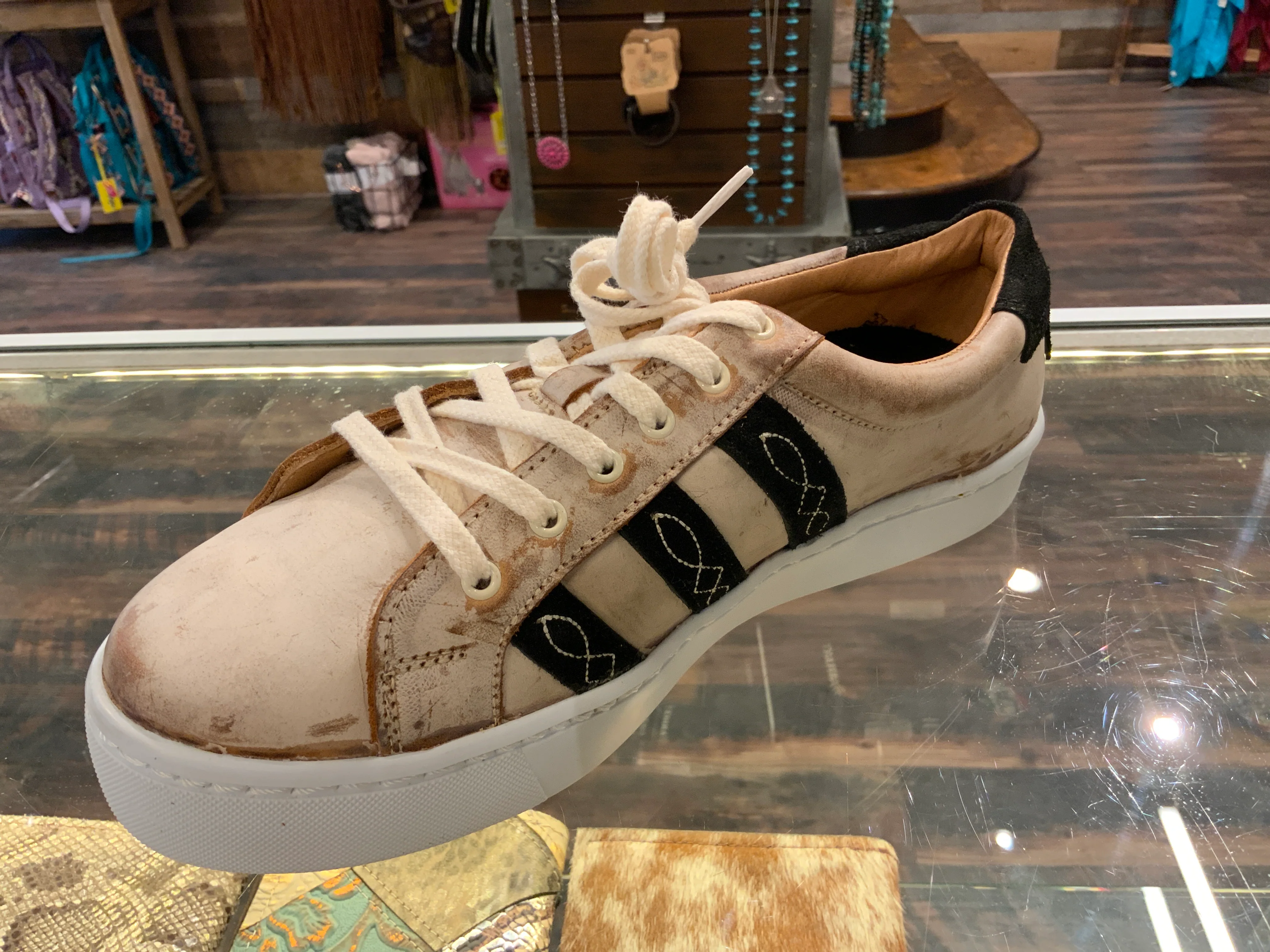 Agave Sky Sheridan Game Day Black Tennis Shoe - Image 2