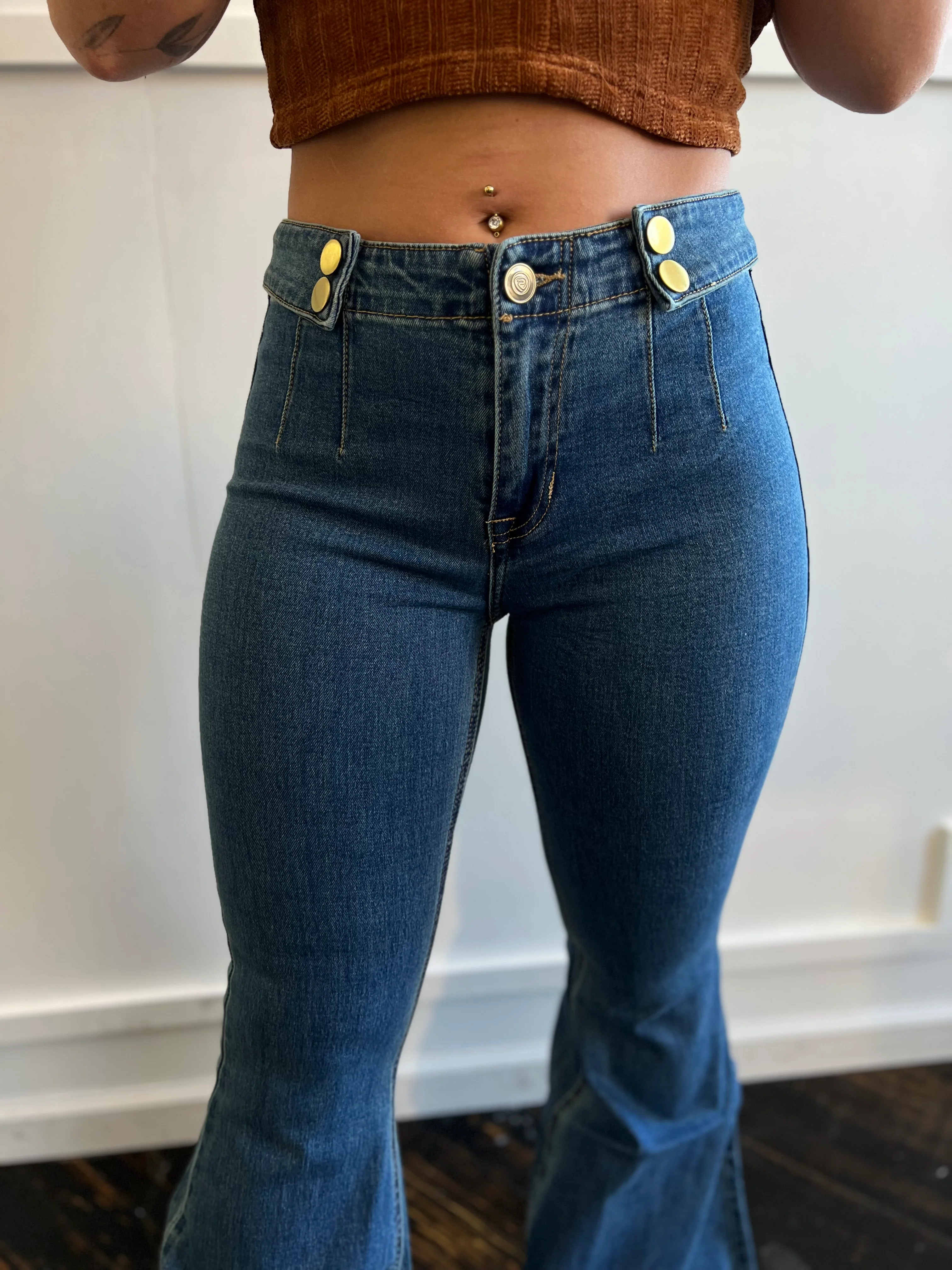 Final Sale ✨ Alexandra Bell Jeans - Image 2
