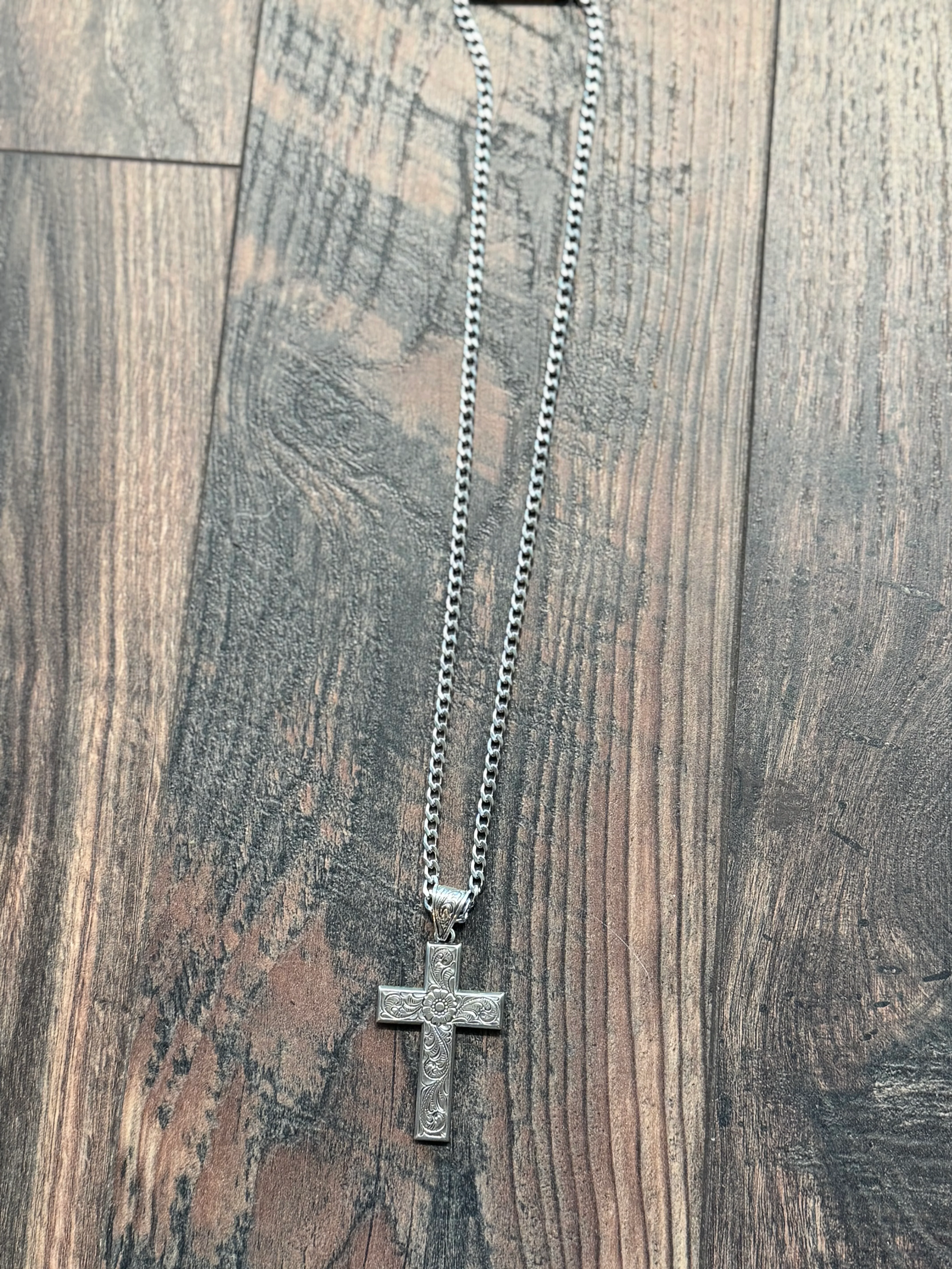 All Silver Flower Chain - Image 2