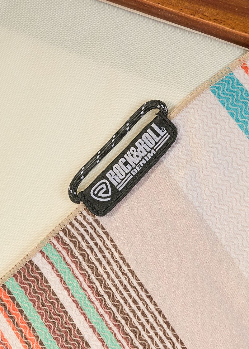 Beachy Coral Microfiber Towel - Image 2