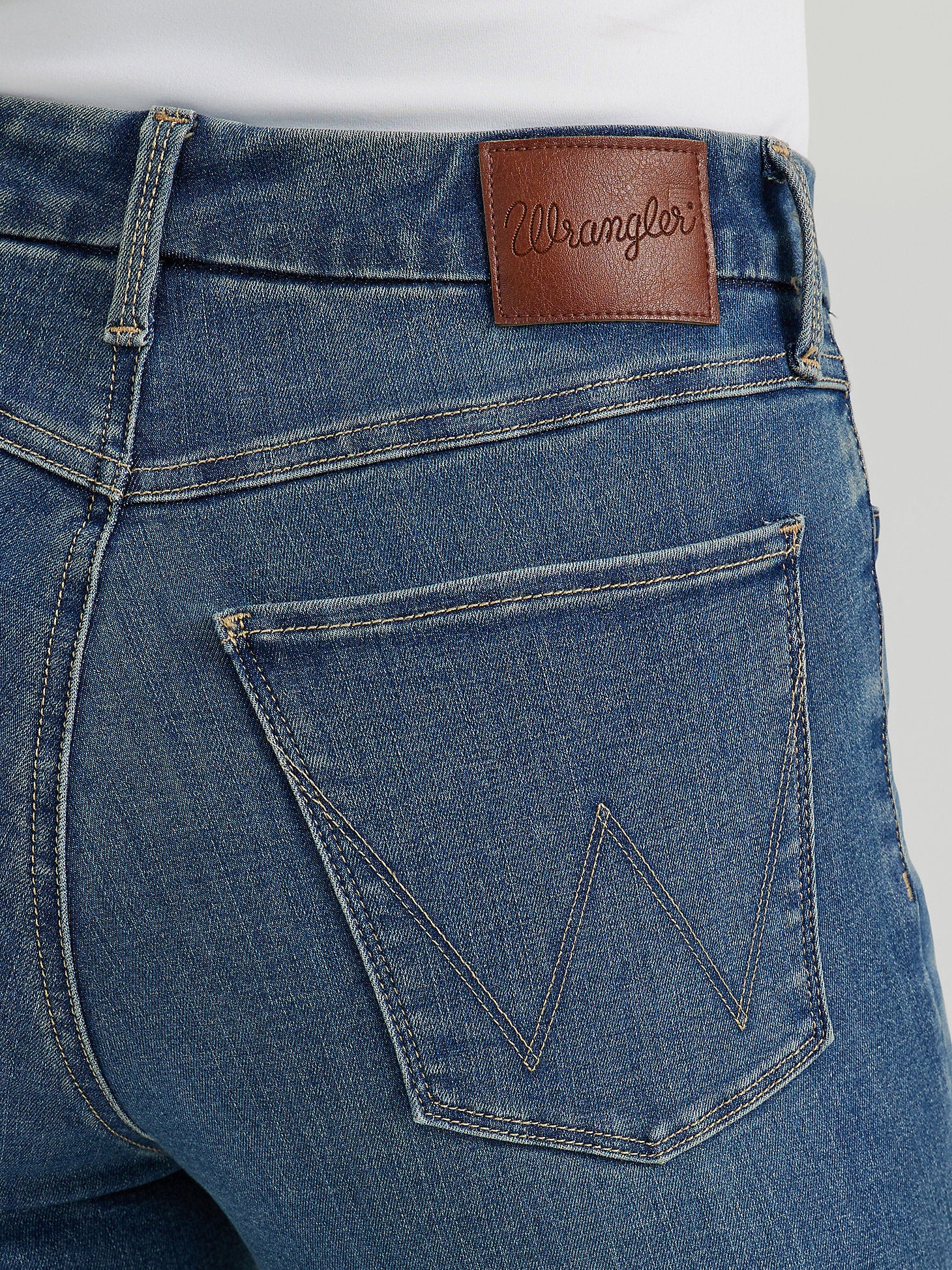 Bespoke Extra Stretch Bootcut Stonewash Women's - Image 2