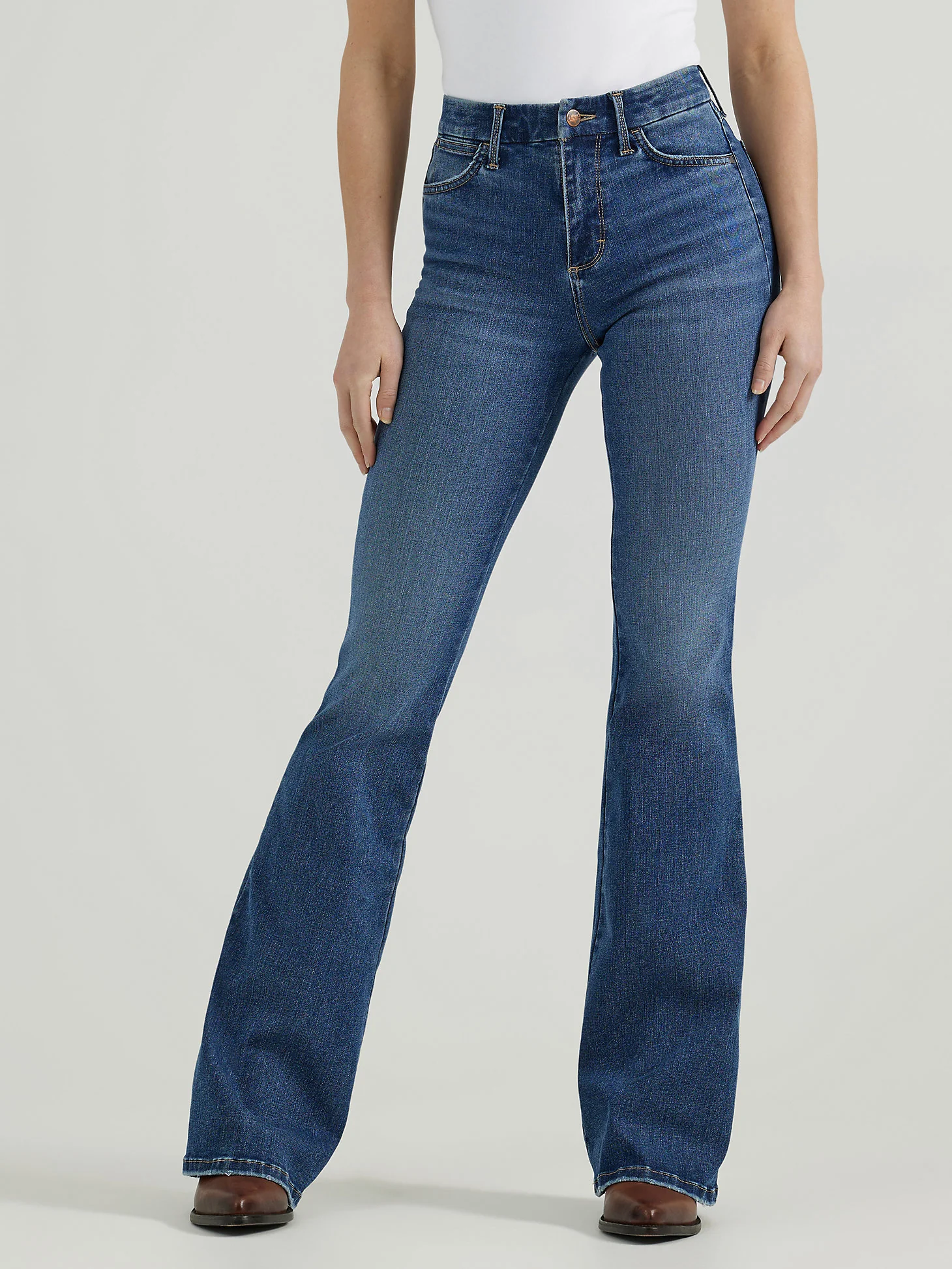 Wrangler Bespoke Women's Extra Stretch Flare - Image 3