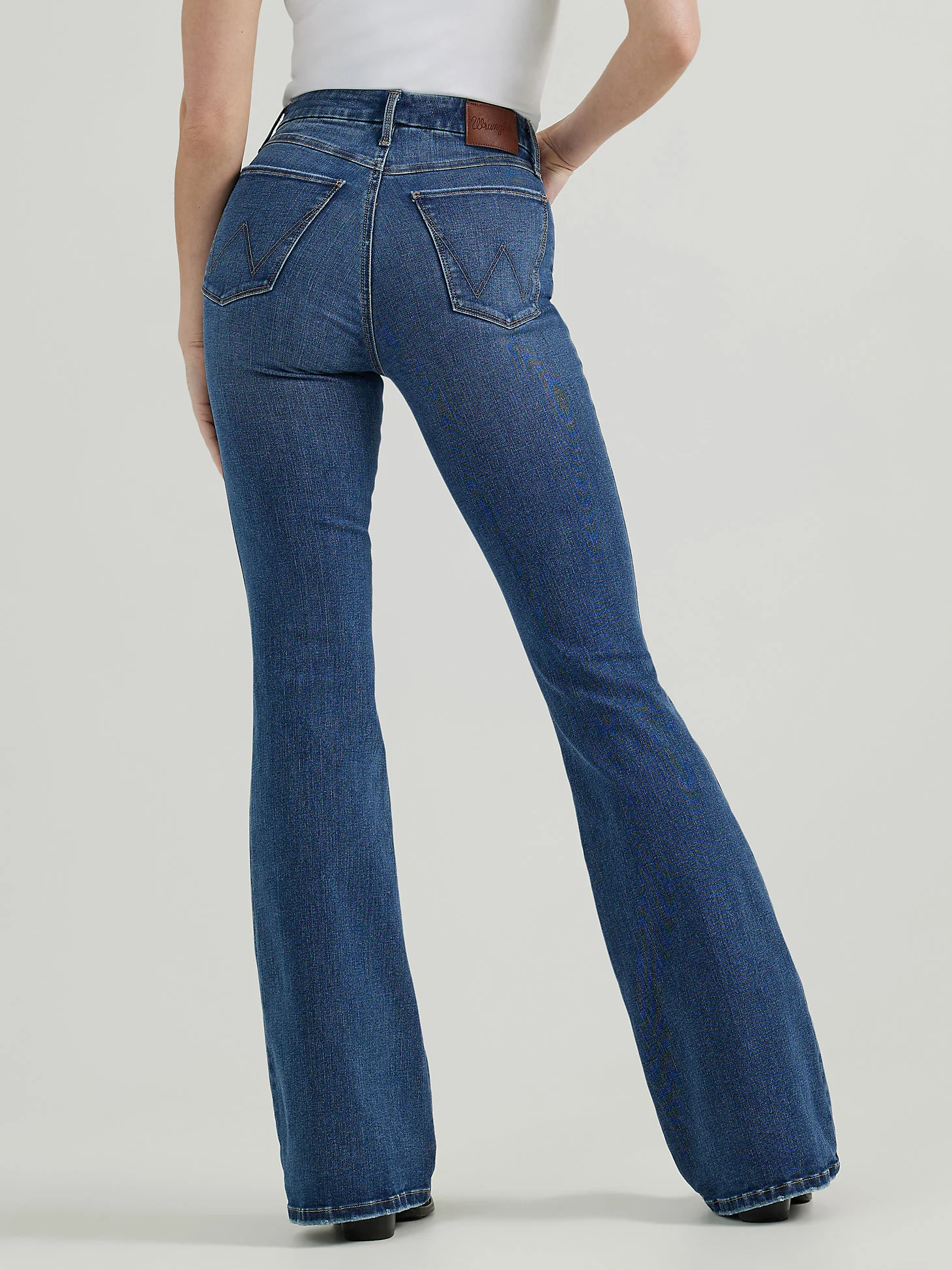 Wrangler Bespoke Women's Extra Stretch Flare - Image 5
