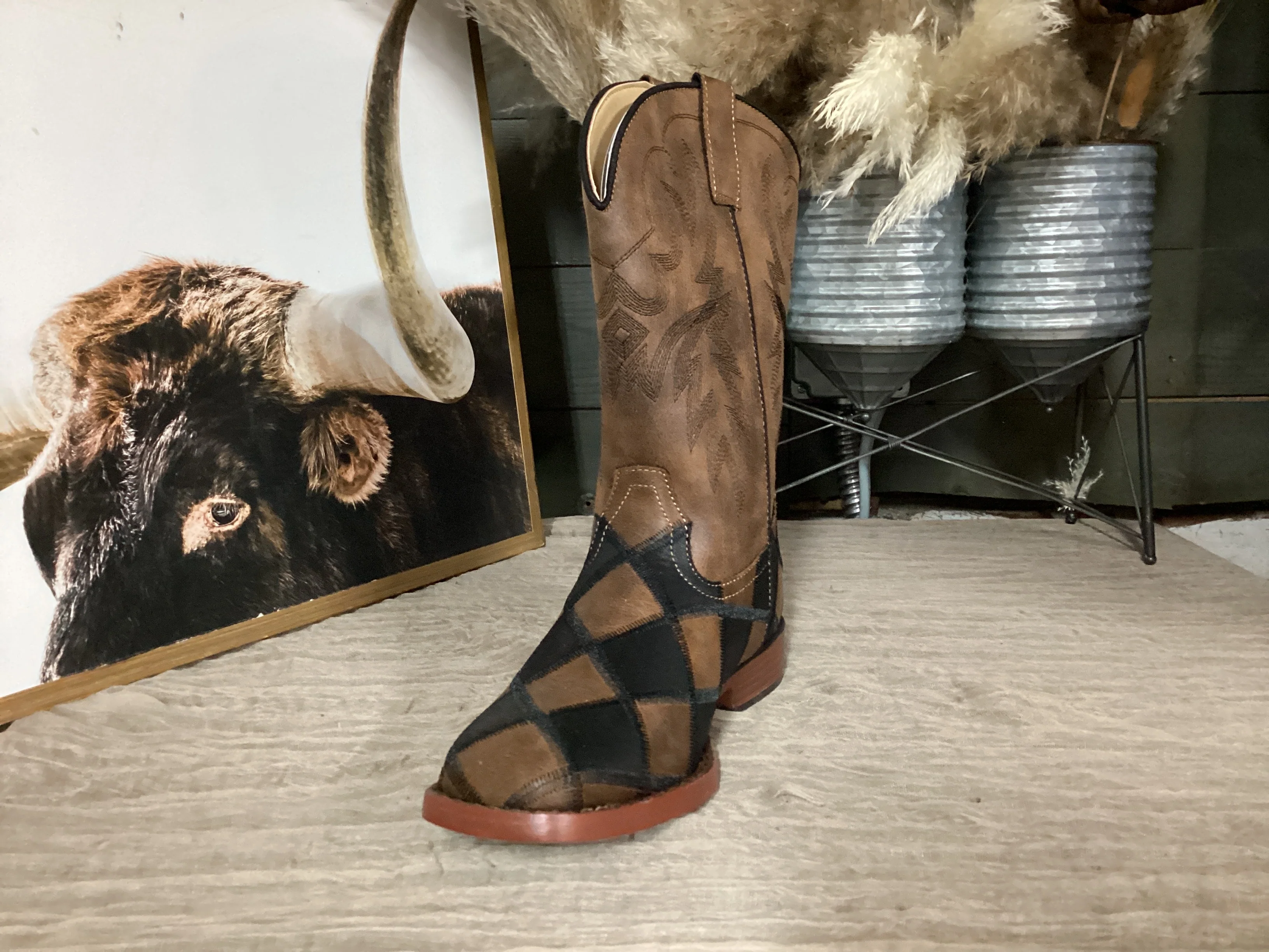 Big Kids Footwear Black/Tan Faux Leather Patchwork - Image 3
