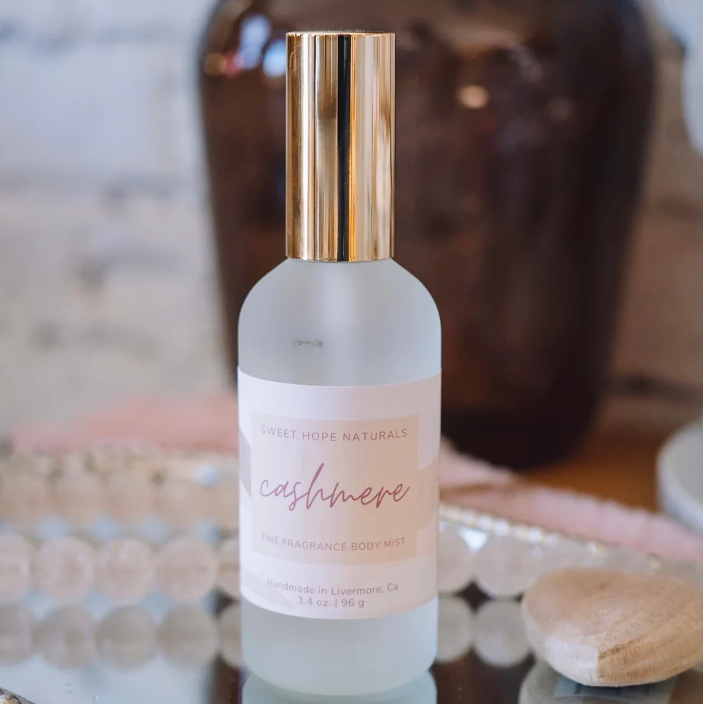 Cashmere Fine Fragrance Body Mist - Image 2