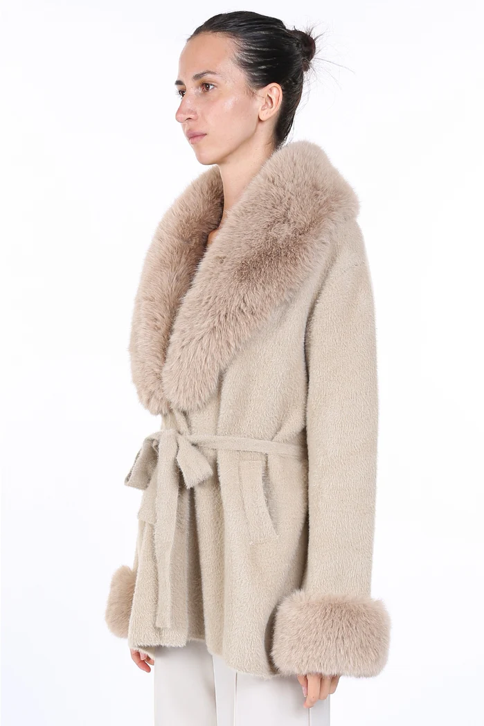 Fabulous Faux Fur Wrap - Image 2