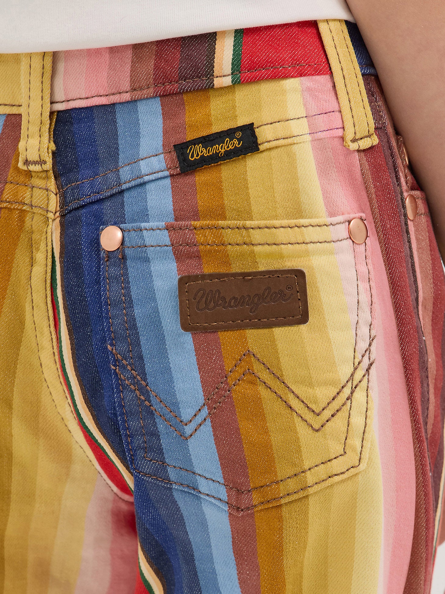 Sale ✨Wrangler X Lainey Wilson Rodeo Serape Girls Bell - Image 5
