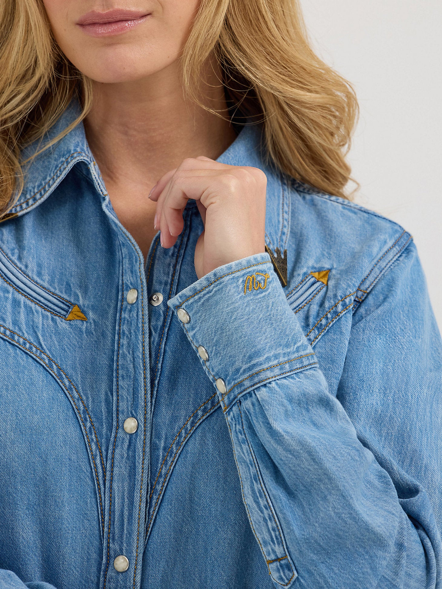 Wrangler X Lainey Wilson Western Denim Snap Up - Image 7