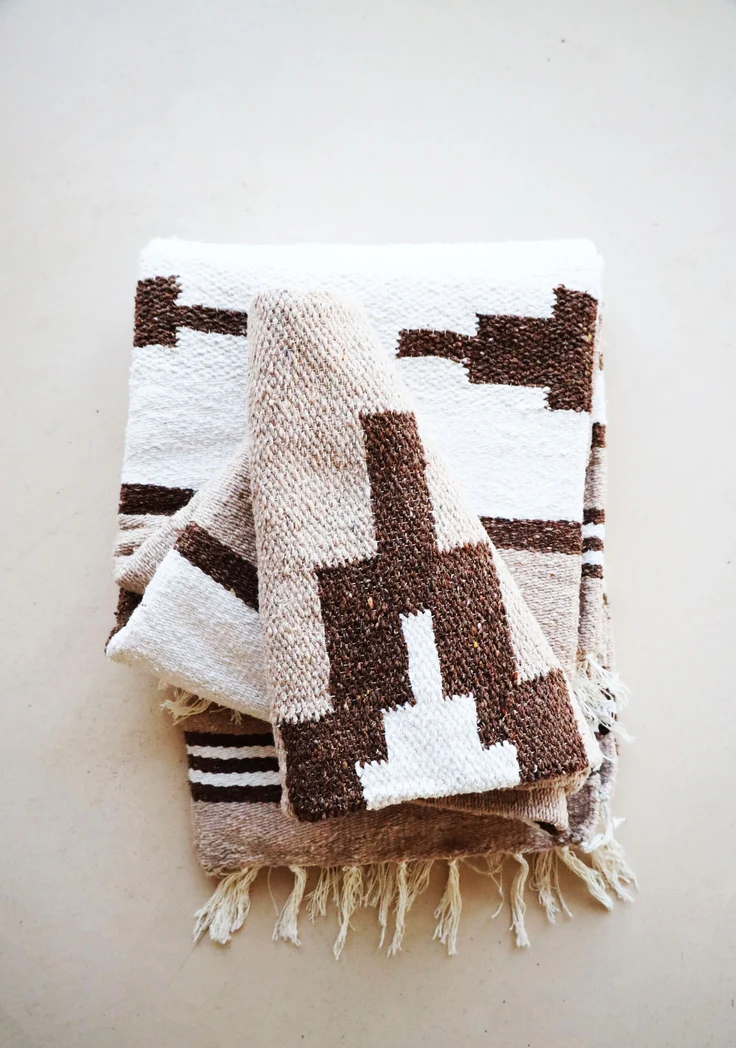 Las Cruces Handwoven Blanket - Image 2