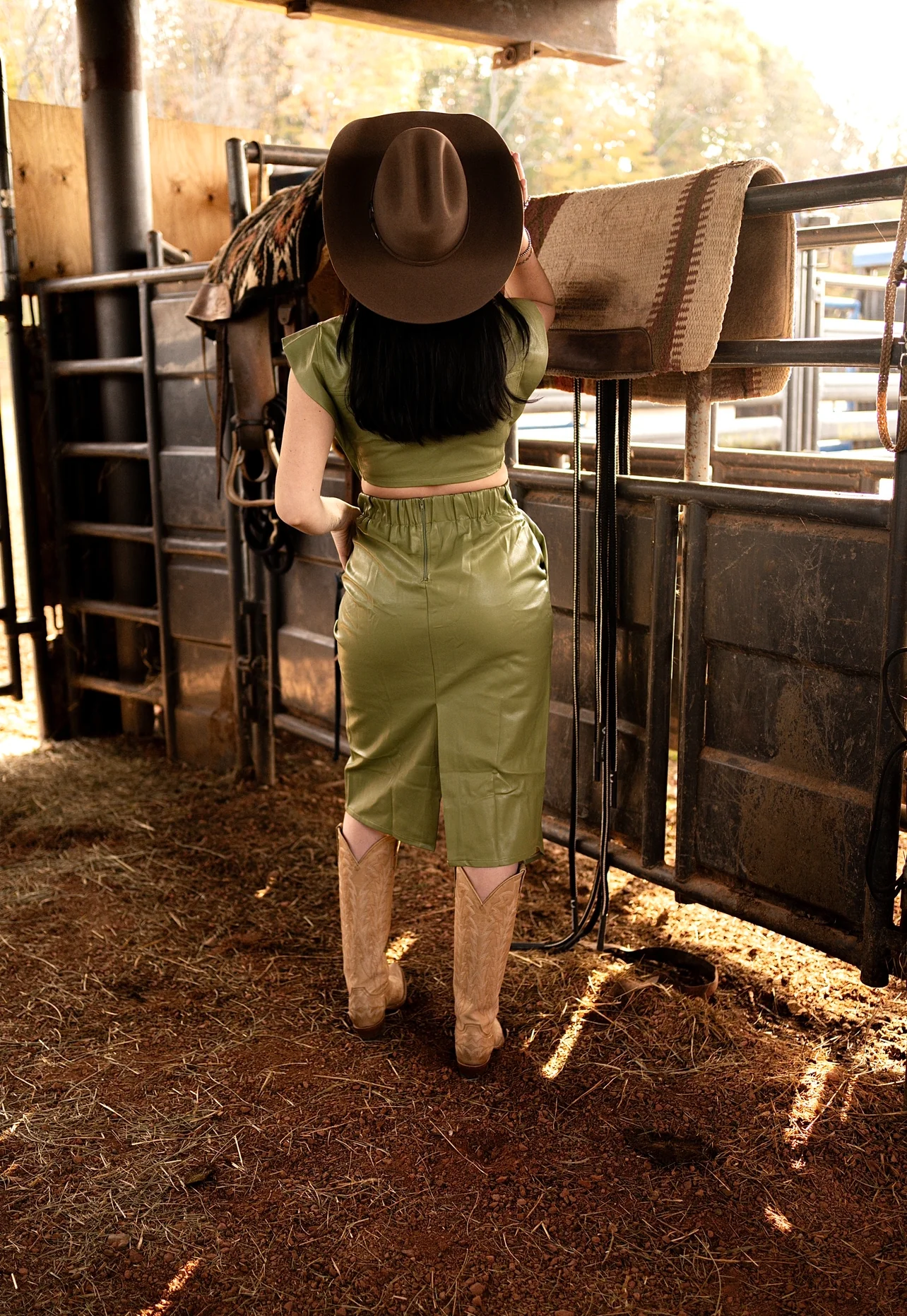 Lonna Faux Leather Set - Image 2