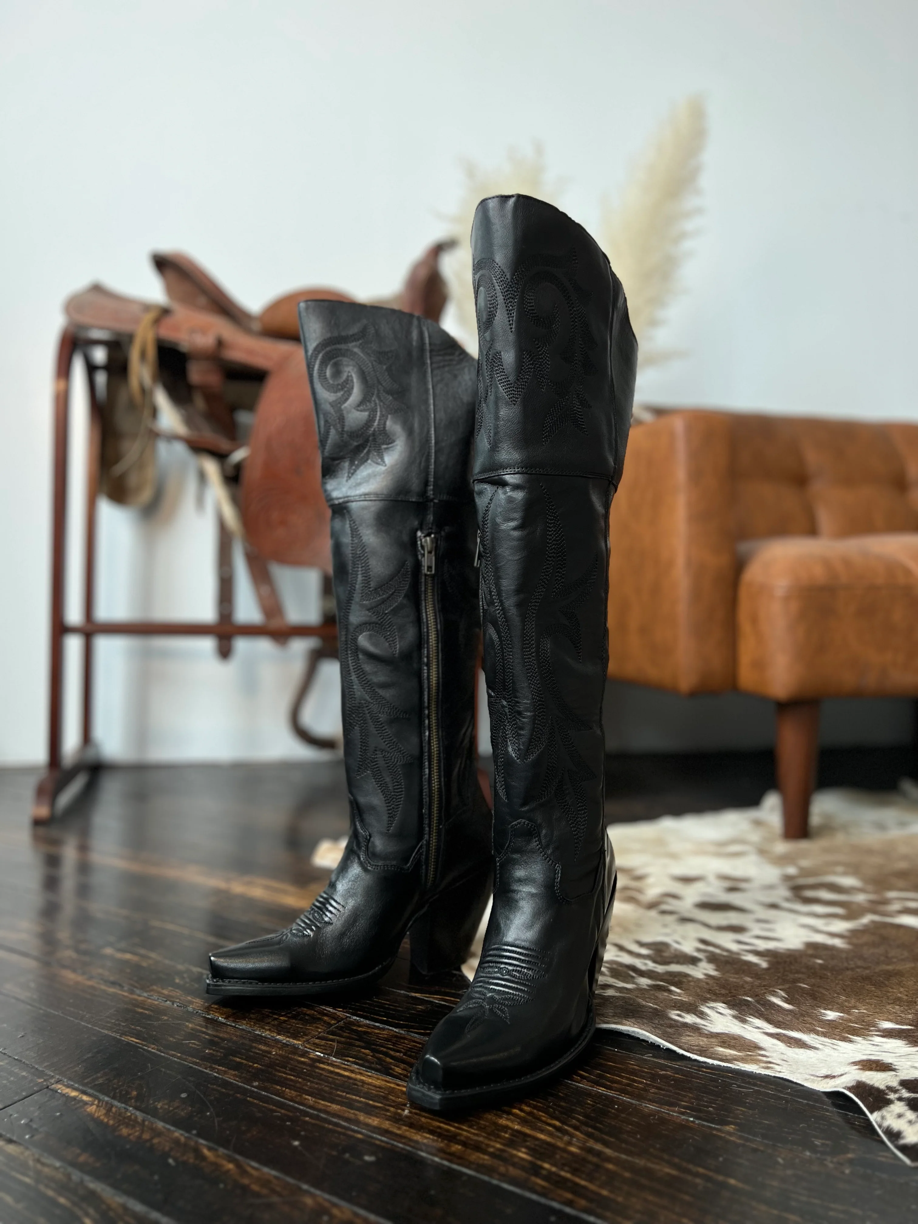Loretta Jilted Black Knee High Boots - Image 2