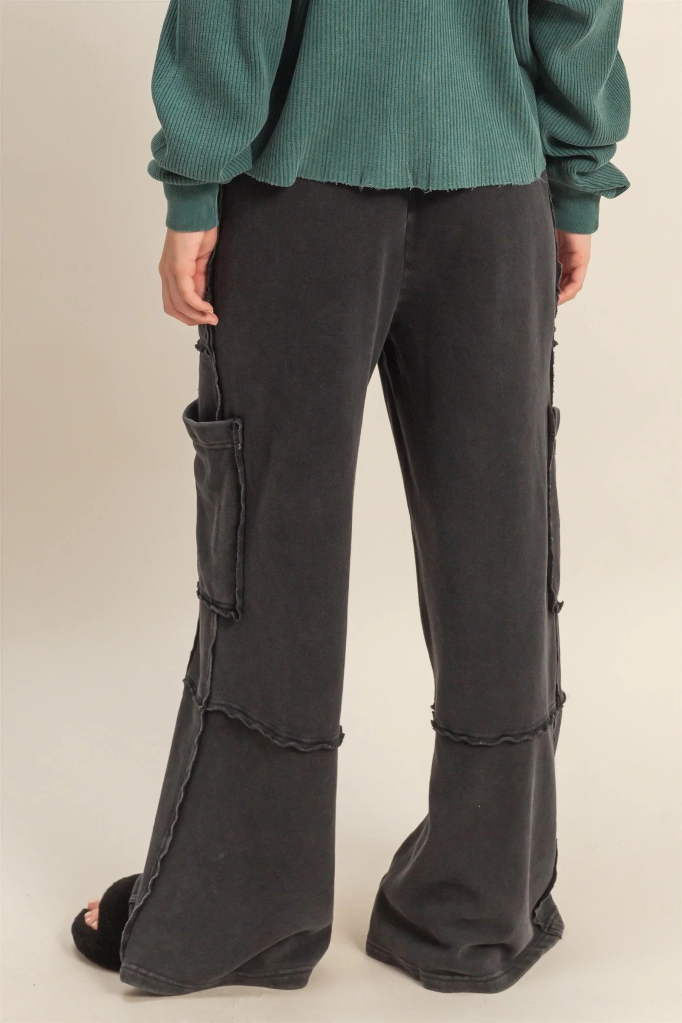 Lucy Oversized Cargo Sweatpants Black - Image 2