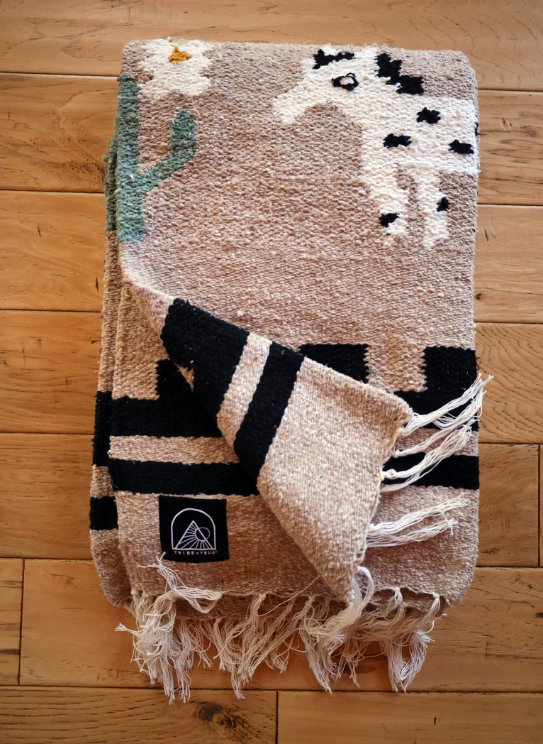 Painted Desert Handwoven Blanket - Image 2