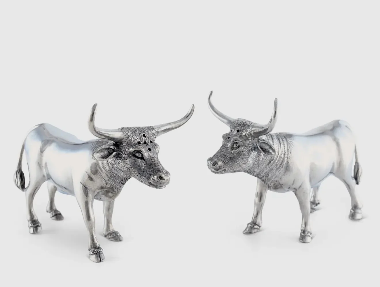 Pewter steers Salt & Pepper set