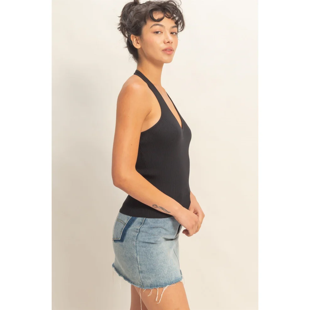 Tess Ribbed Halter Black Top - Image 2