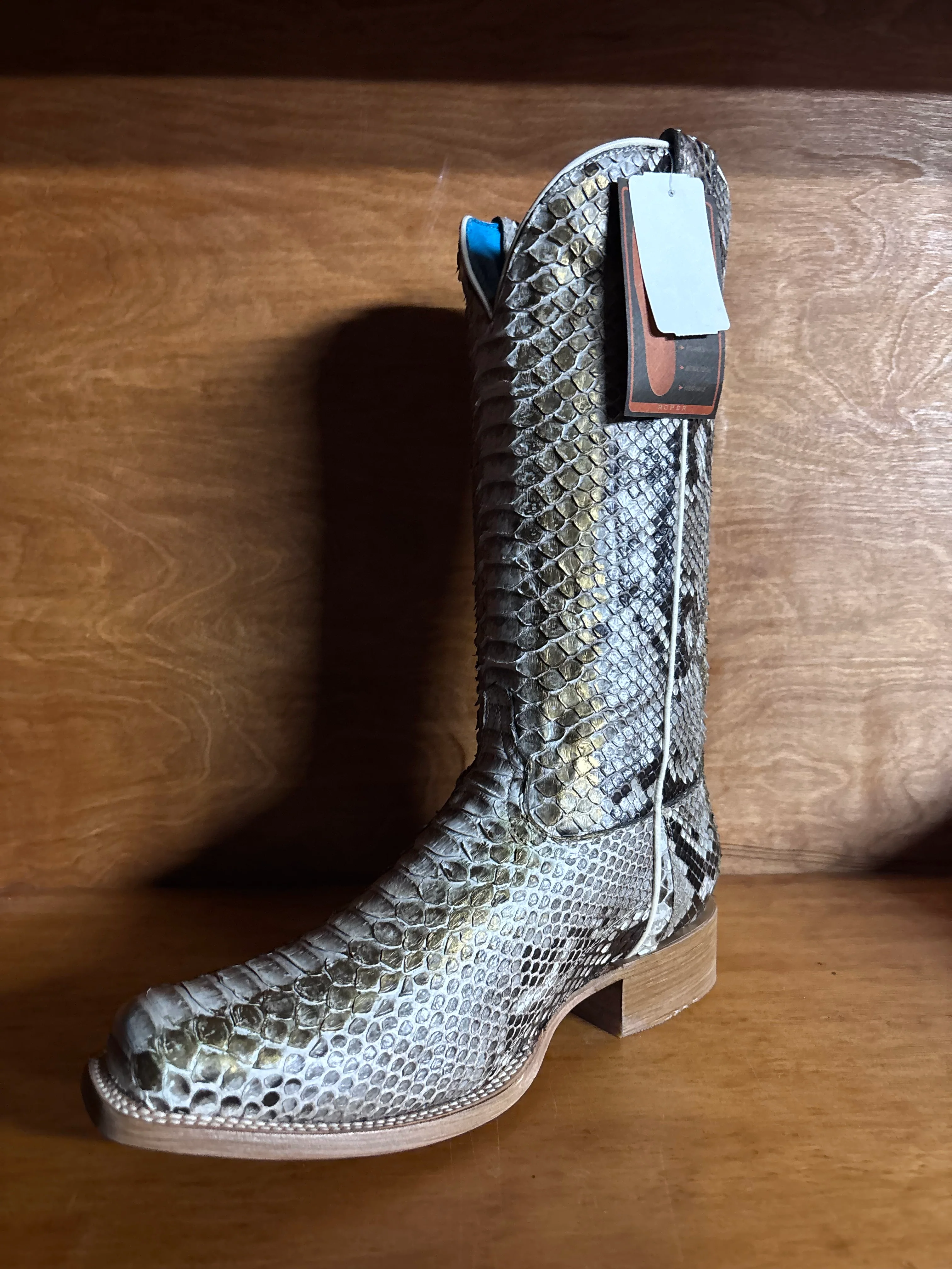 Roper White Snow & Gold Women's Boots - Image 3