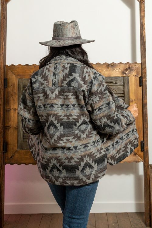Final Sale ✨Shaded Women's Shacket - Image 2