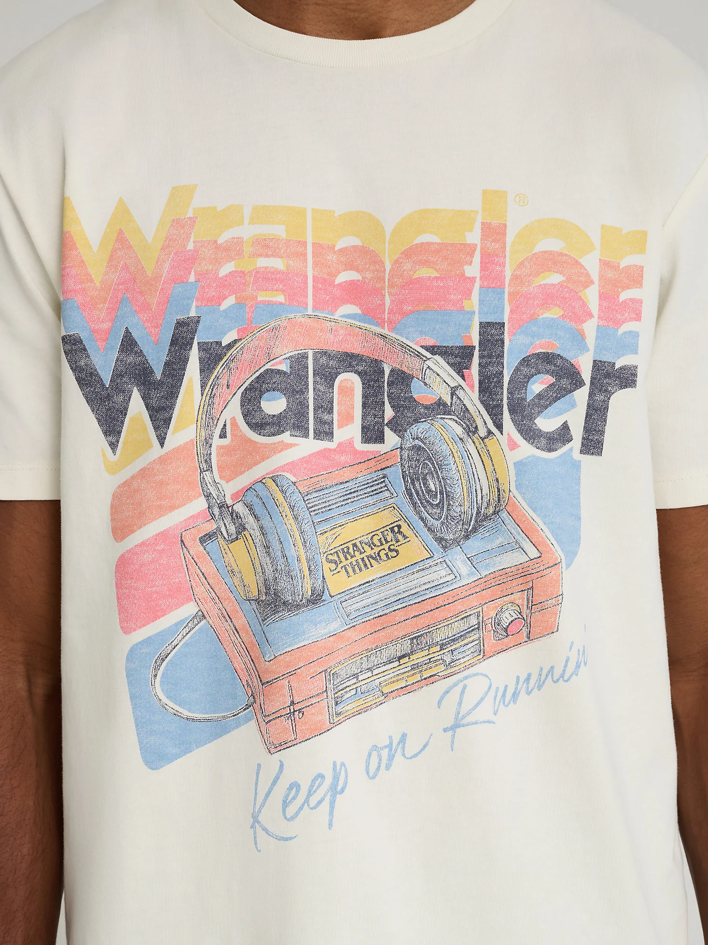 Stranger Things Keep On Runnin T-Shirt - Image 4