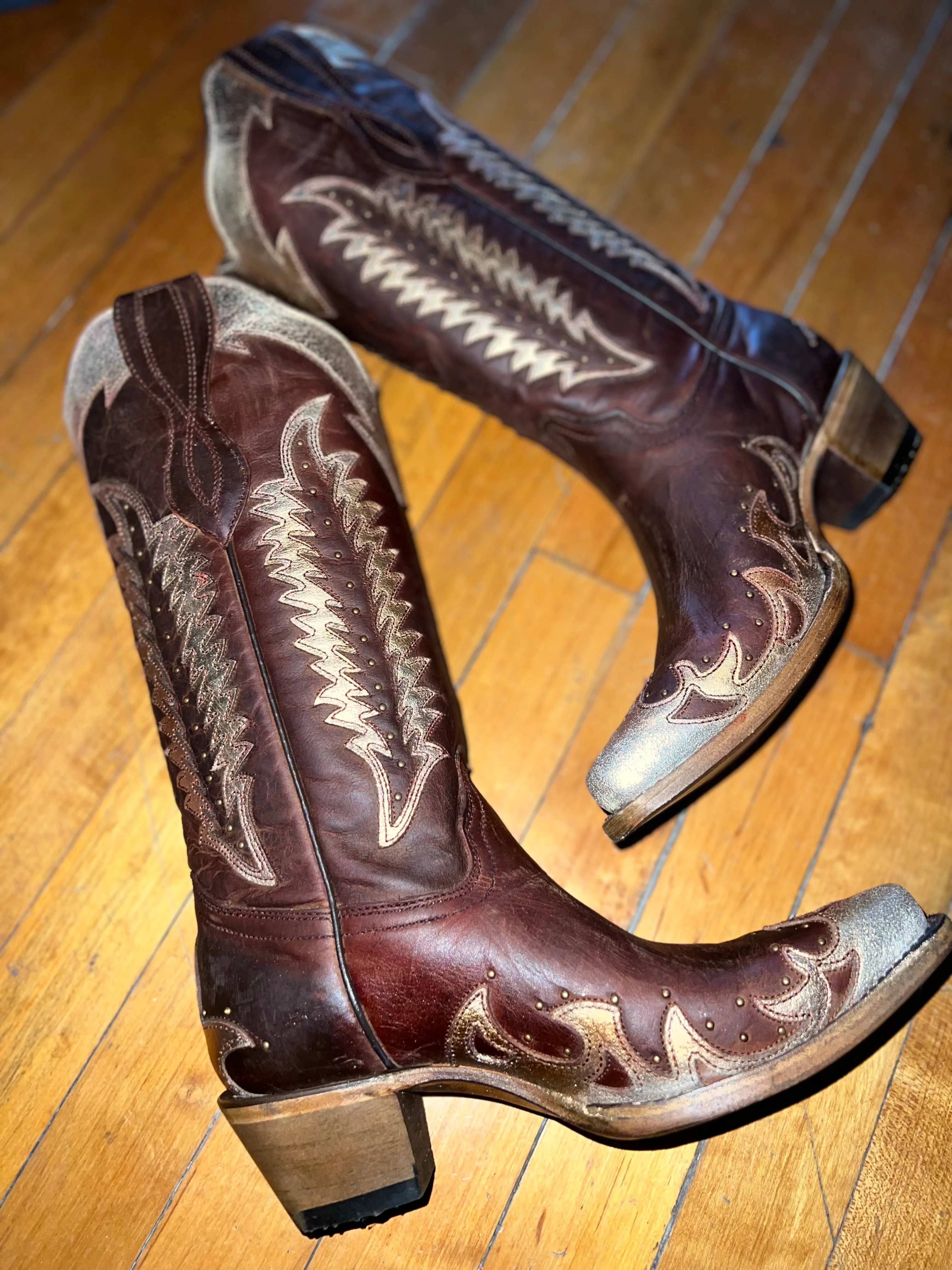 Final Sale ✨ The Haley Boots - Image 2