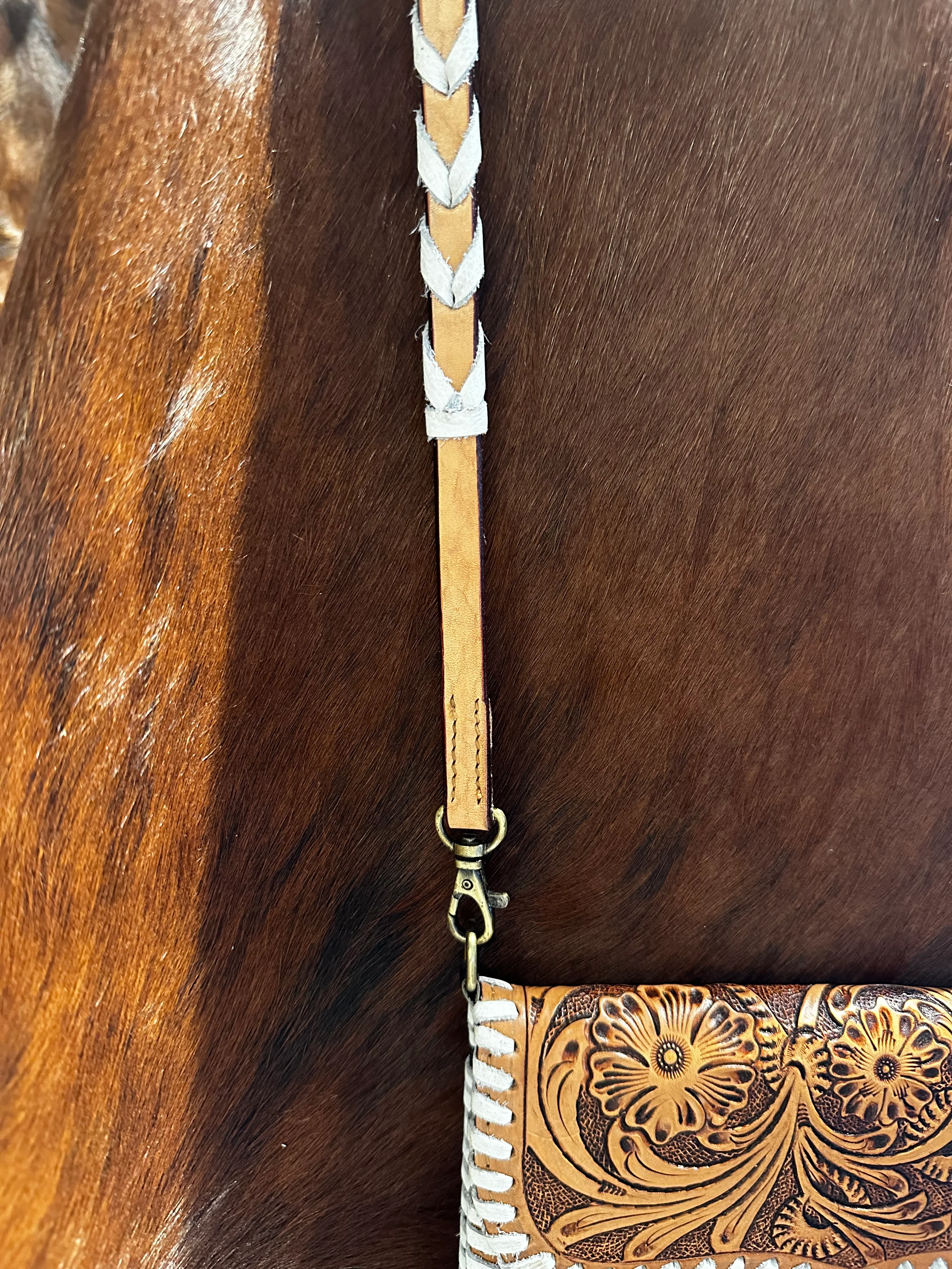 Tooled White Stitched Crossbody - Image 2