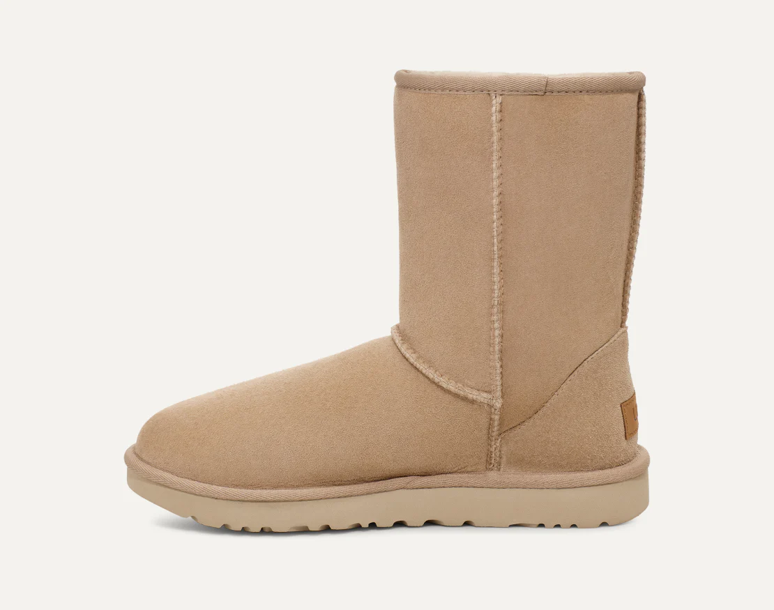 UGG™ Classic Short II Sand Women's Boots - Image 4