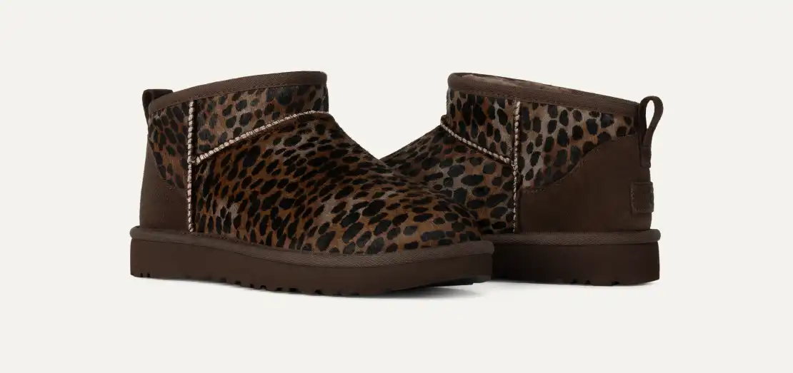 UGG™ Classic Ultra Mini Caspian - Image 5