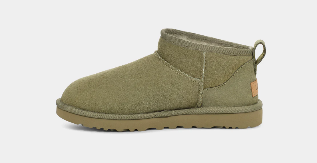 UGG™ Classic Ultra Mini Shaded Clover - Image 2