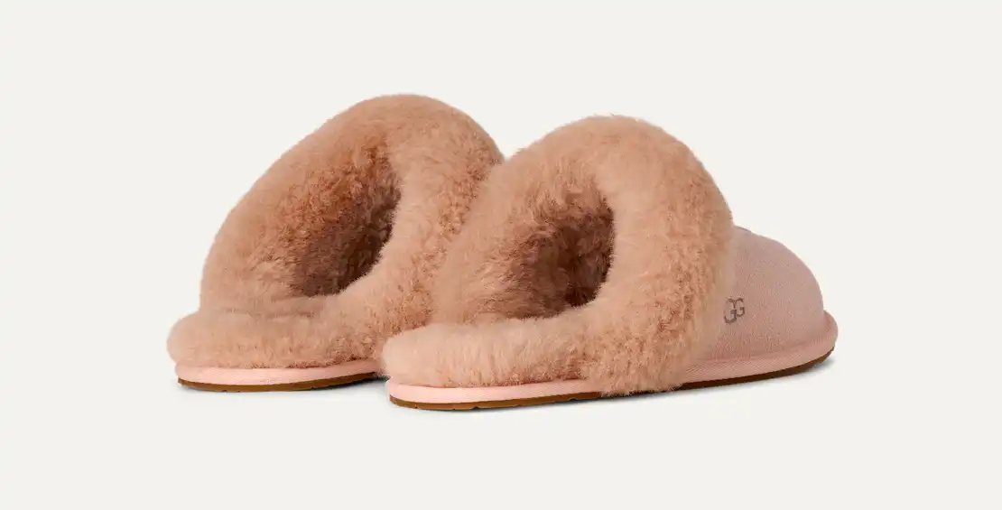 UGG™ Scuffette II Beige Blush Women's House Slipper - Image 4