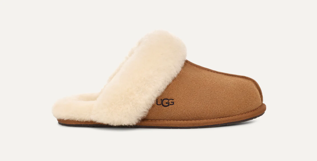 UGG™ Scuffette II Chestnut Women's House Slipper - Image 2