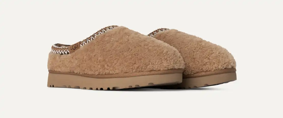 UGG™ Tasman Maxi Curly Chestnut Women's - Image 2