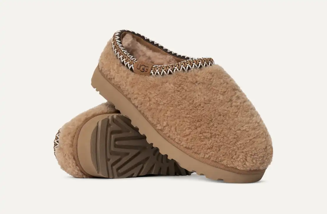 UGG™ Tasman Maxi Curly Chestnut Women's - Image 4