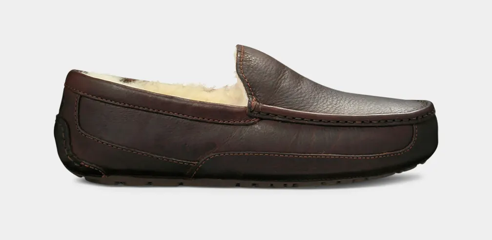 UGG™ Ascot Leather Slipper Dark Spice - Image 2