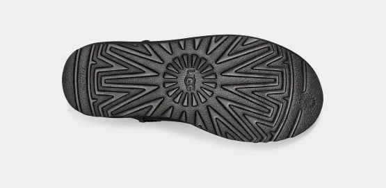 UGG™ Classic Mini II Black - Image 3
