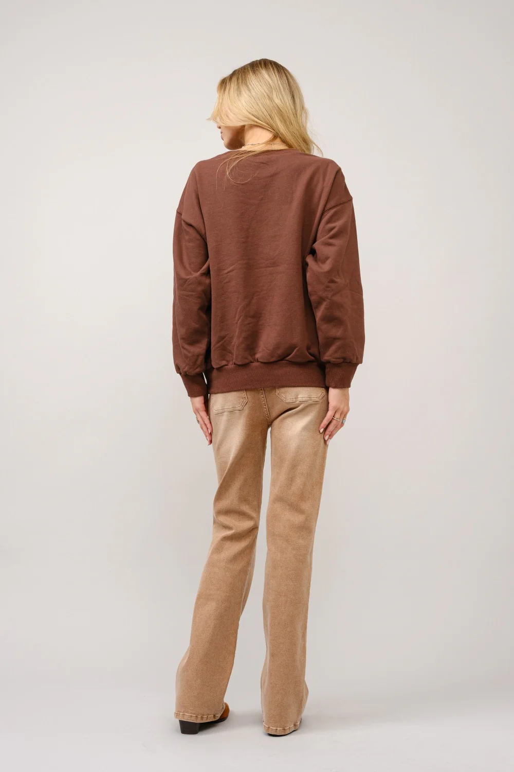 Wild Wyoming Sweatshirt Mocha - Image 3