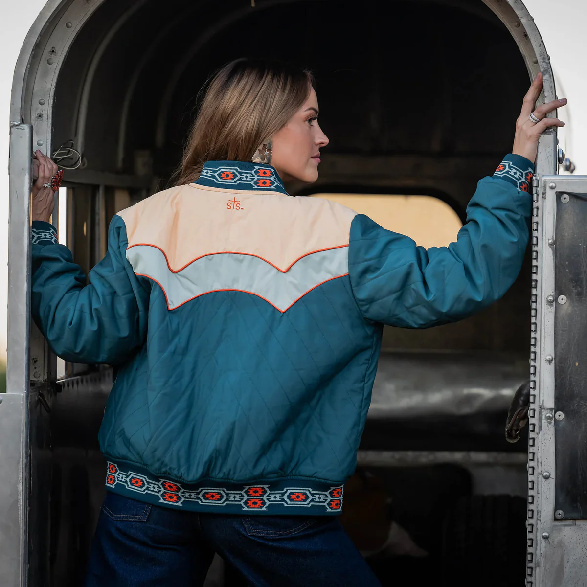 WOMEN'S SALINAS BOMBER - Image 2