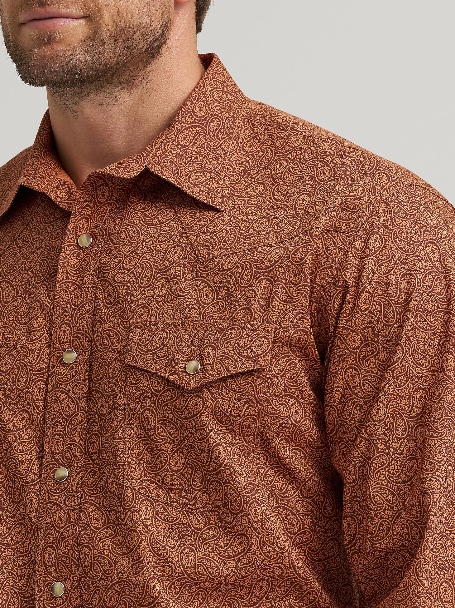 Wrangler 20x Paisley Brown Men's Snap Up - Image 2
