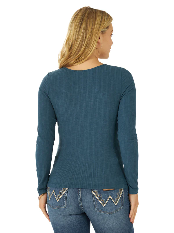 Final Sale ✨ Wrangler Willa Women's Blue Tie Knit Shirt - Image 2