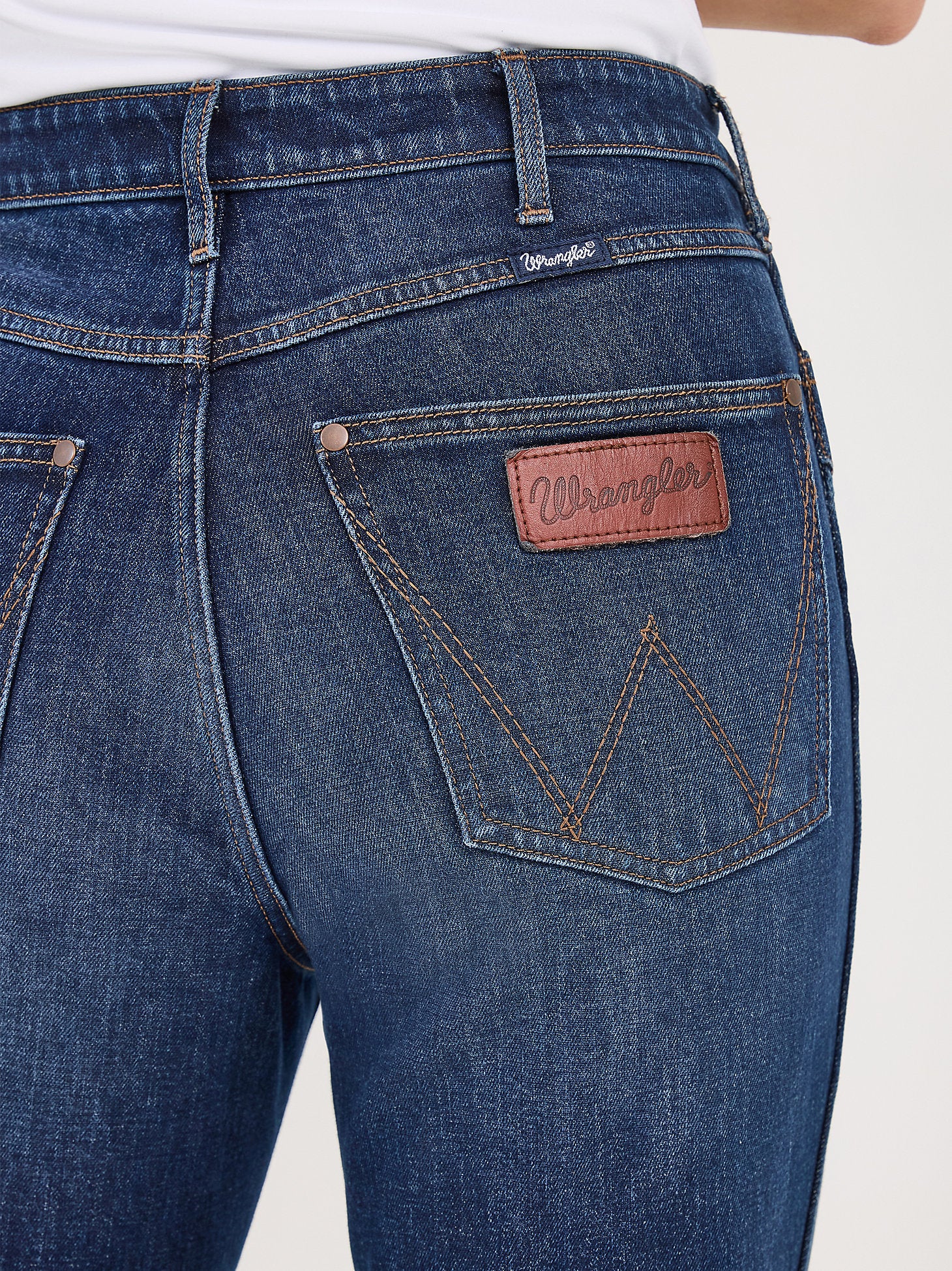 Wrangler Autumn Scroll Dark Bootcut - Image 5
