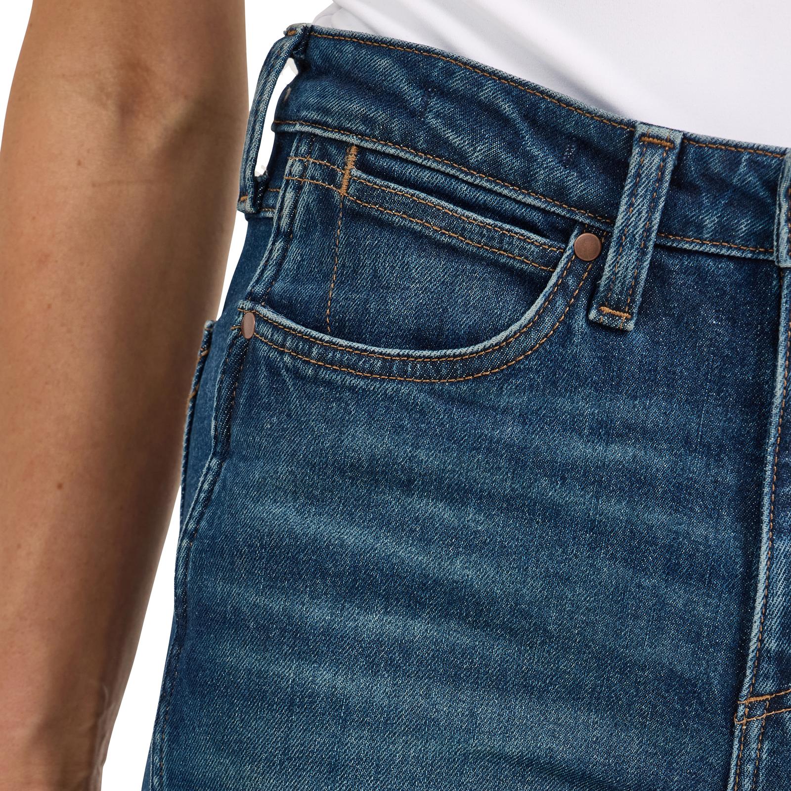 Wrangler Autumn Festival Bootcut - Image 6