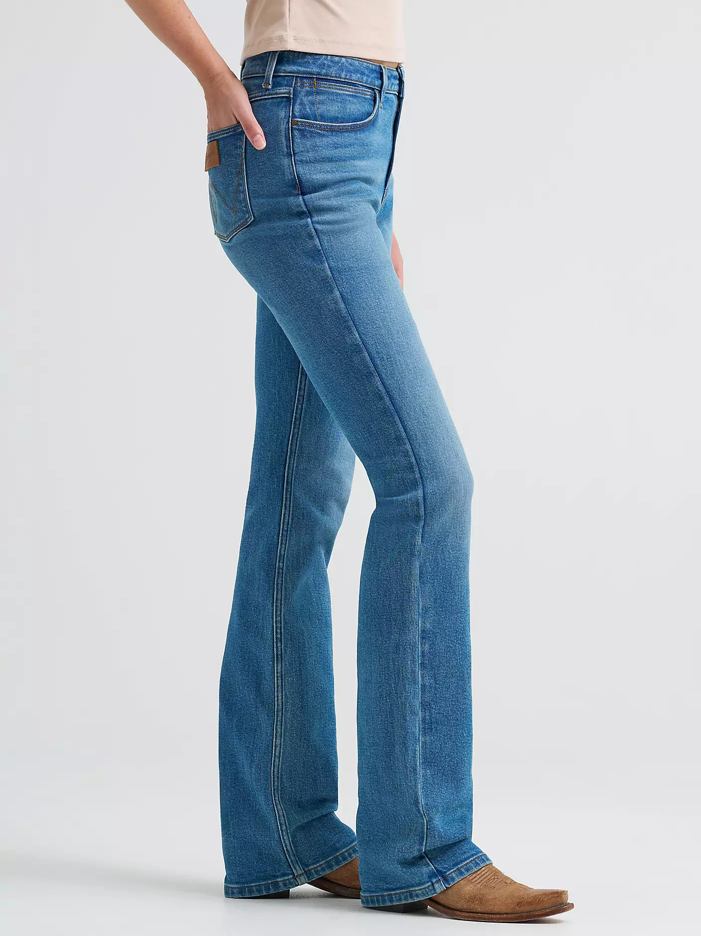 Wrangler Autumn Lake Slim Bootcut - Image 4