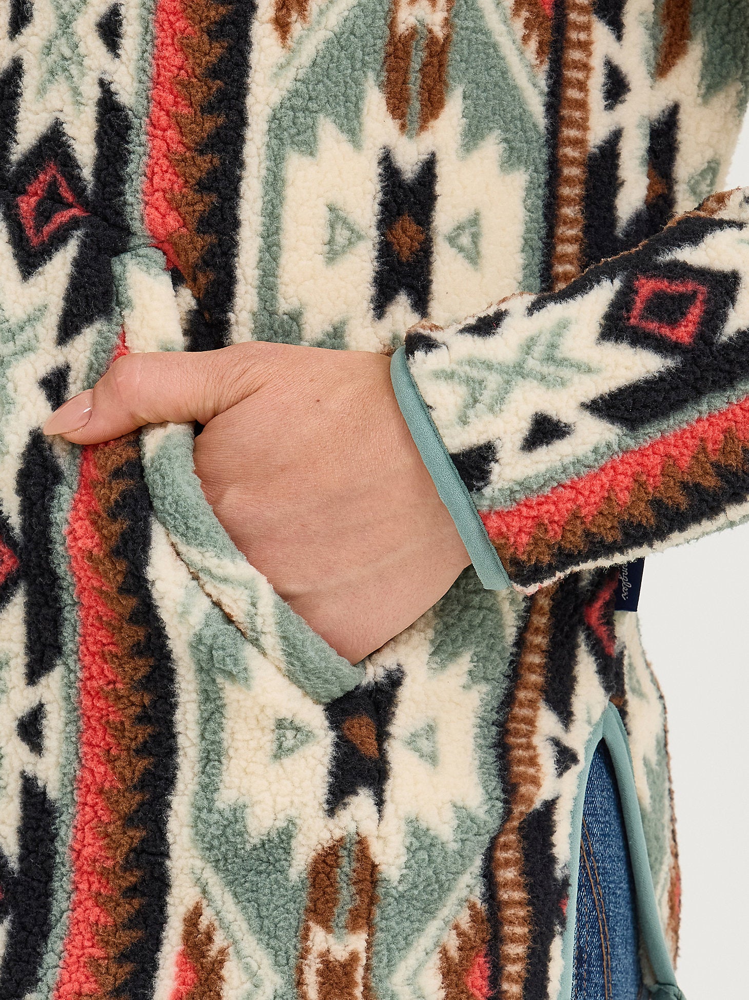 Wrangler Aztec Women's Sherpa Pullover - Image 3