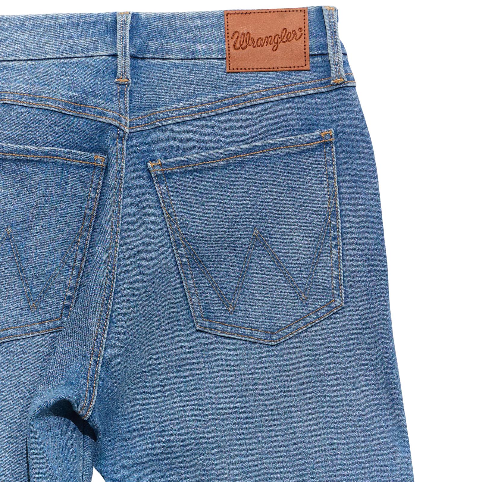 Wrangler Bespoke Beth Light Trouser - Image 4