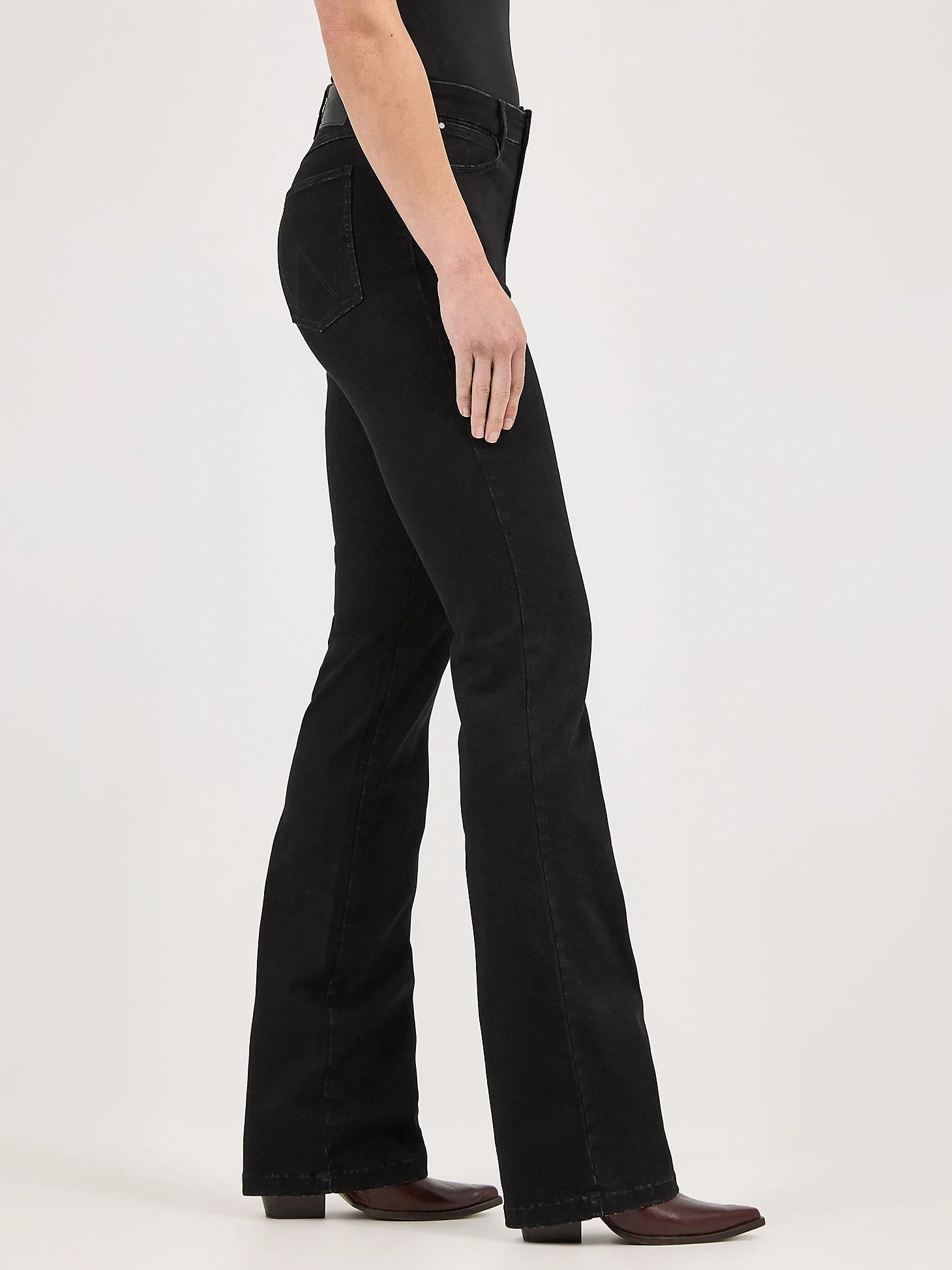 Wrangler Bespoke Still of the Night Bootcut - Image 3