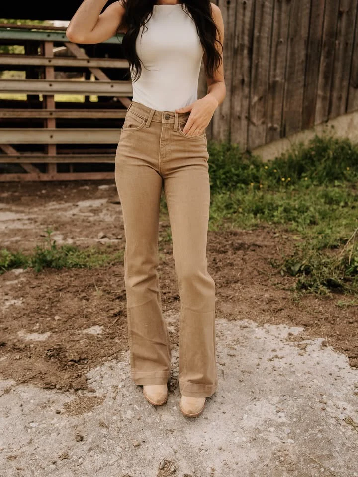Wrangler Beth Whiskey Trouser - Image 2