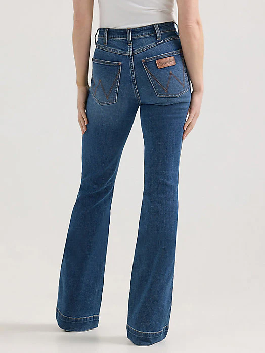 Wrangler Beth Fierce Women's Trouser - Image 2