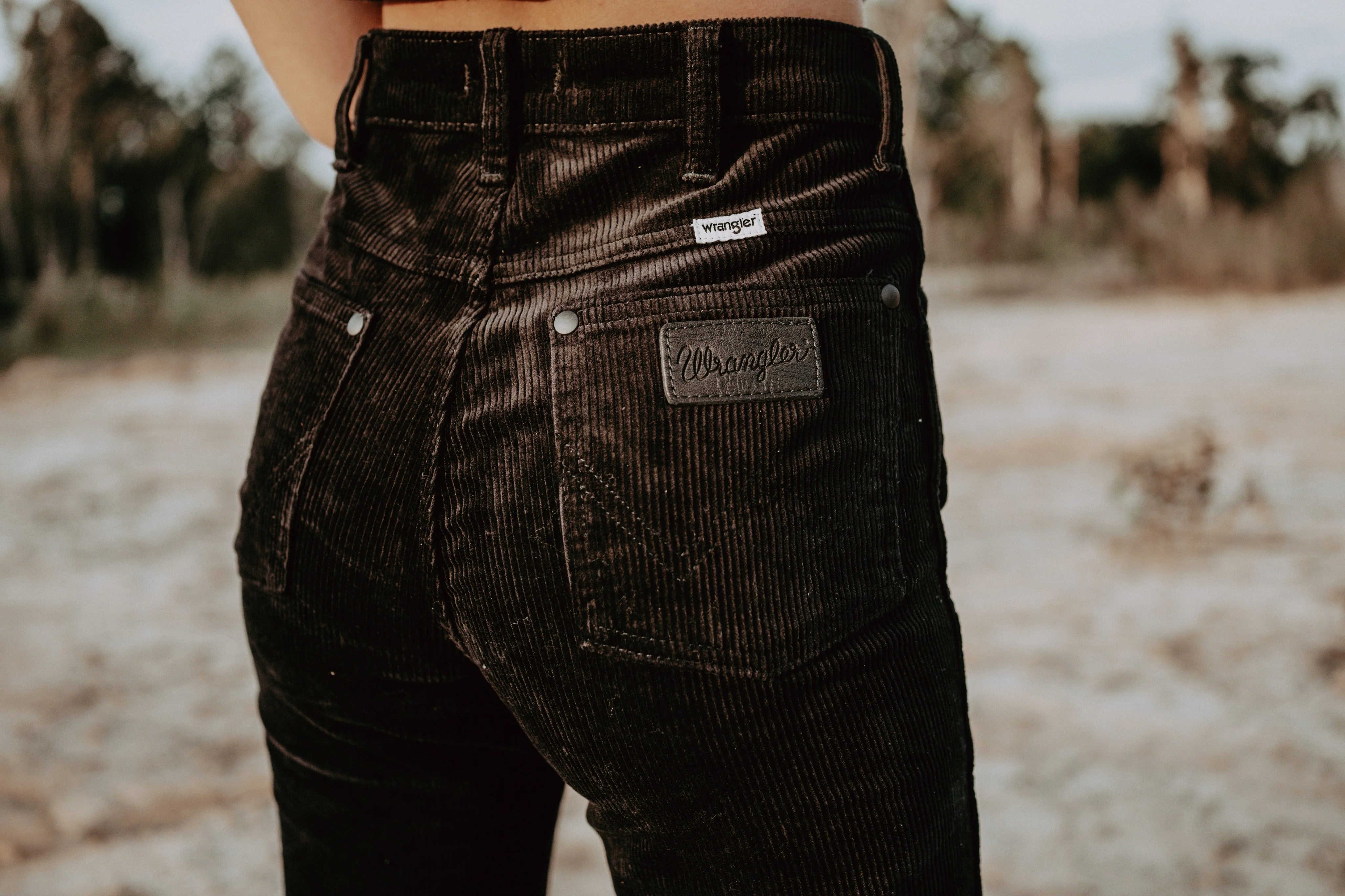 Final Sale ✨ Wrangler Elvira Corduroy Bootcut - Image 2