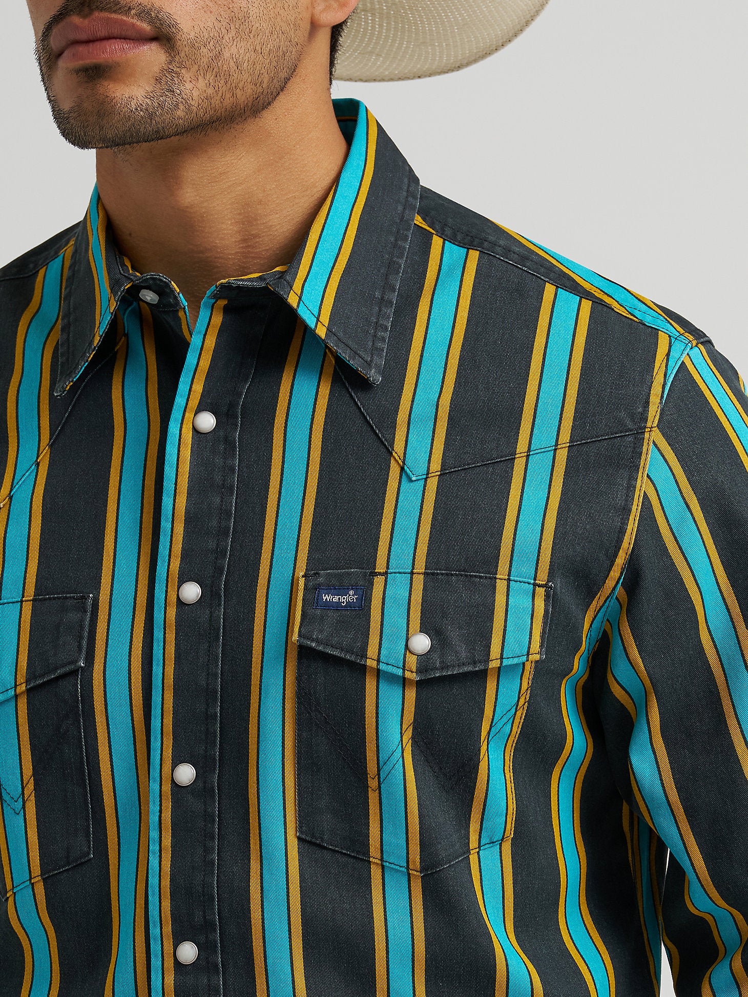 Wrangler Brushpopper Holiday Snap Up - Image 3