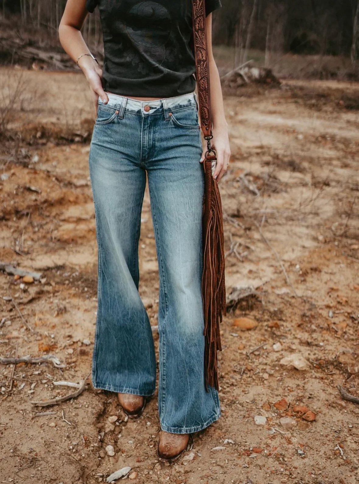 Sale ✨ Wrangler Carly Bleached Out Flare Women's Jeans - Image 4