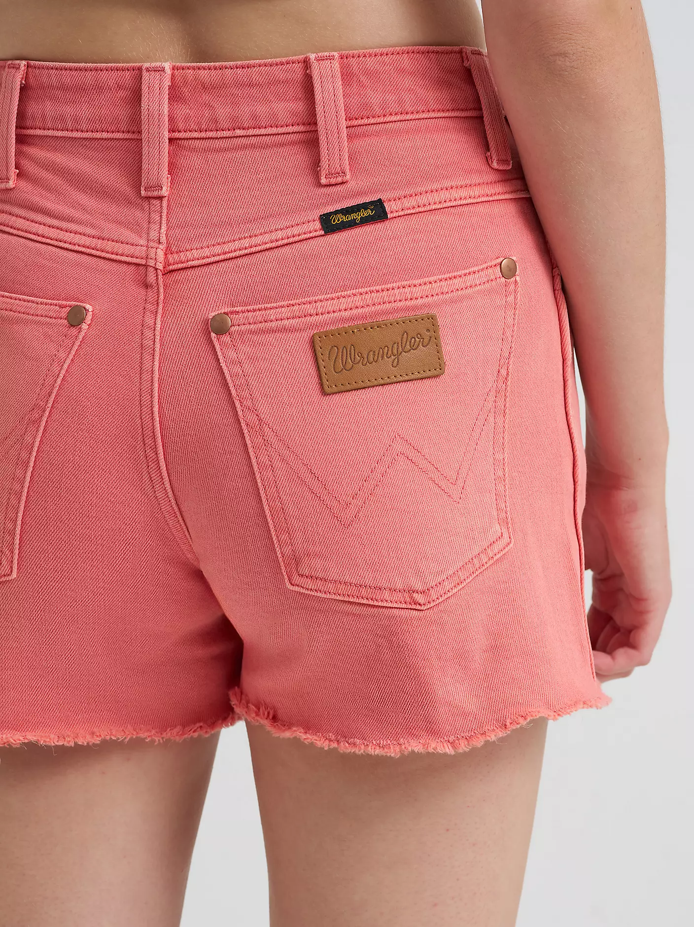 Wrangler Cowboy Coral Shorts - Image 6
