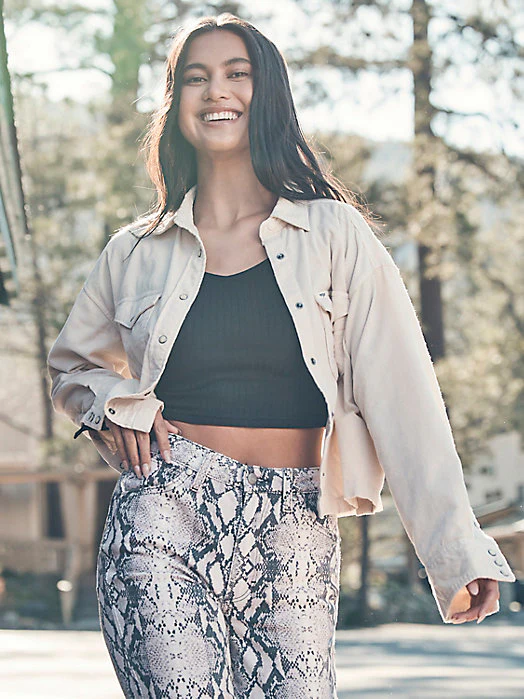 Final Sale ✨Wrangler Silverbelly Cropped Cordy Snap Up - Image 3